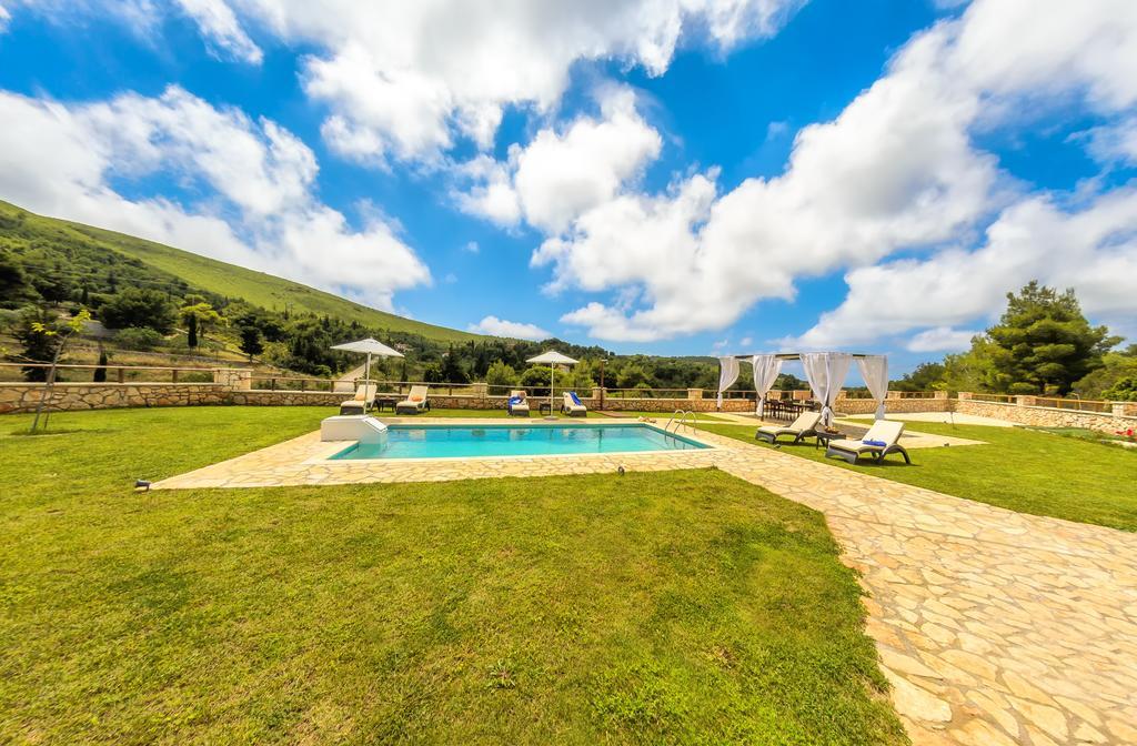 Vila Eden Anafonítria